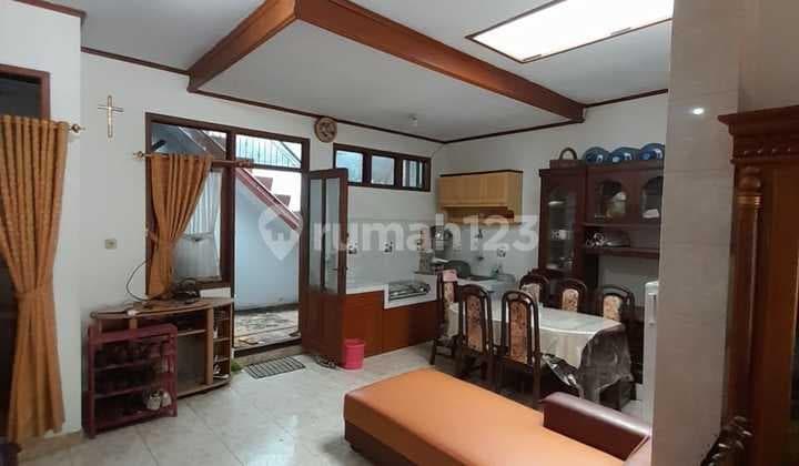 Dijual Rumah Tingkat Siap Huni Dekat Terminal Antapani