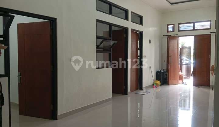 Disewakan Rumah Bagus Siap Huni 1 Lantai Di Margahayu Raya