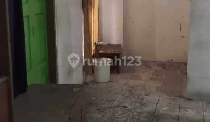 Rumah Lama 1,5 Lantai di Mainroad Jl. Cicaheum Bandung