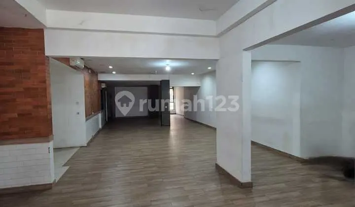For Rent Strategic Commercial Space Mainroad Sayap Buah Batu Bandung