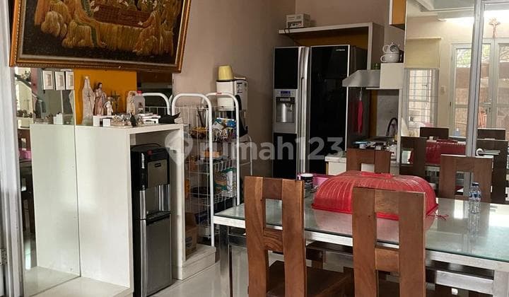 Rumah di Casa Jardin Daan Mogot Uk 14X15 3 Lantai Semi Furnish