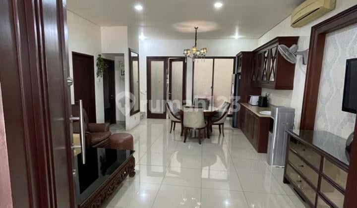 Rumah di Puri Mansion Cluster Edinburgh Uk 8X15 2 Lantai Utara
