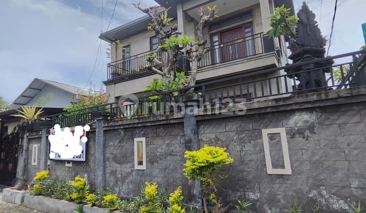 Rumah Luas Lega Semi Furnish 5 Menit Keluar By Pass Sanur Dekat ke Renon dan Sesetan