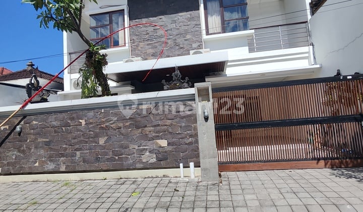 Rumah Mewah Furnish Pusat Kota Jalan Gatsu I 10 Menit Ke Renon 15 Menit Ke Sanur