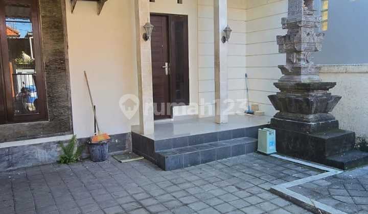Strategic Minimalist House on Jalan Sedap Malam, Near Renon, Sanur, and Kesiman, Denpasar