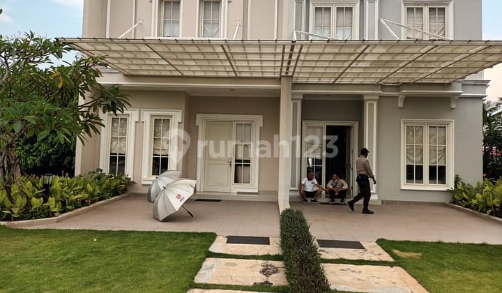 RUMAH SECOND DESIGN AMERICAN MILLENNIUM CITY