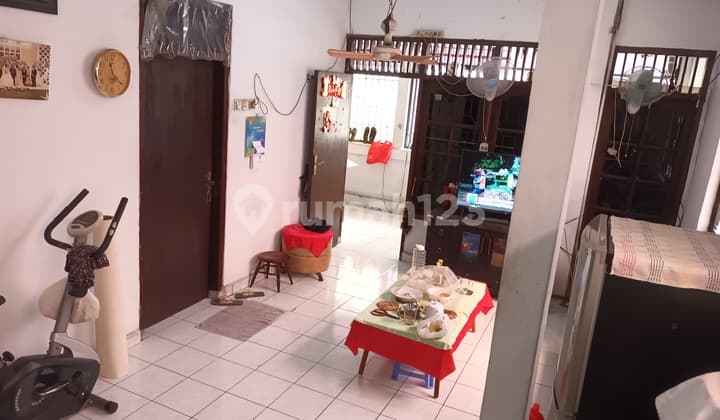 RUMAH USAHA GANG LONTAR TAMBORA JMB 5 RMTN