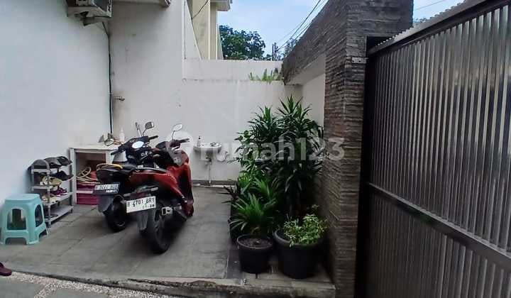 08211037xxxx Design Kokoh & Modern Komplek Bni