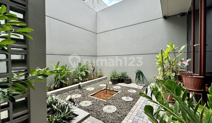 Rumah Cantik & Terawat Clover Hill Tangerang