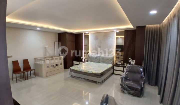 Luxury & Luxury Residence Pluit