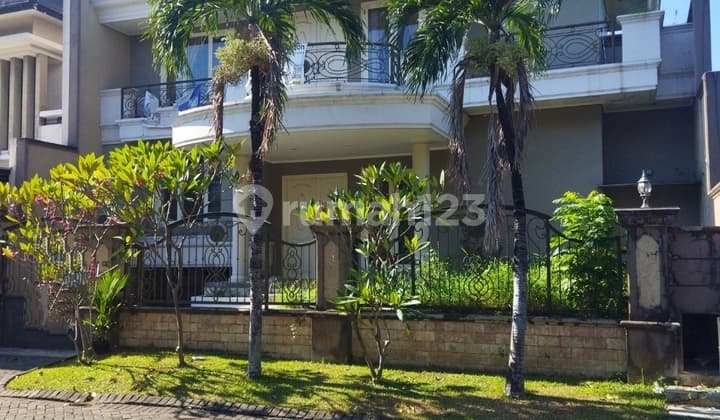 Rumah Graha Famili.blok O Dekat Club House Rocca Hadap Selatan Di Surabaya Barat