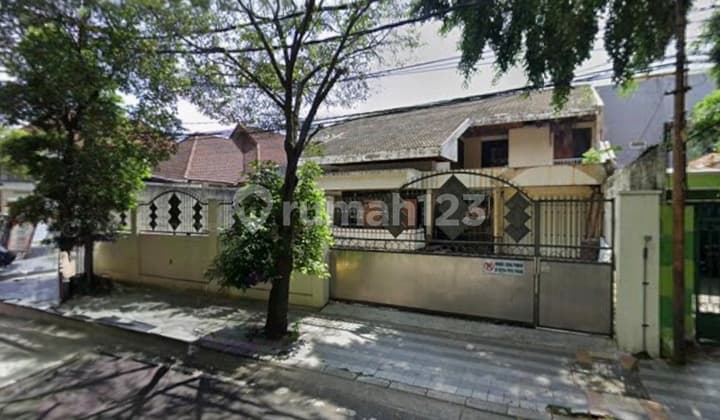 Rumah Di Jl Jaksa Agung Suprapto Sirabaya Pusat Area Komersil Cocok Untuk Usaha