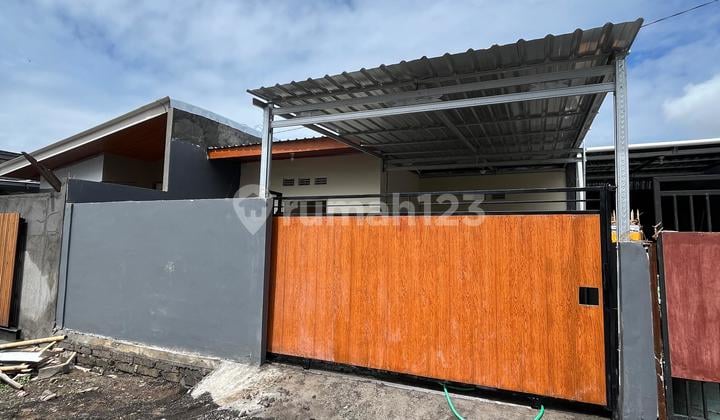 New House Rent East Gatsu, Has Kitchen Set