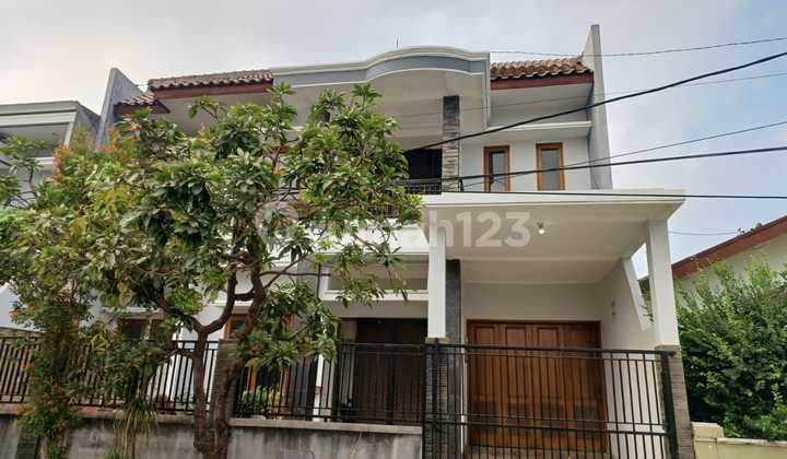 Pondok Chandra Cluster Redwood Ready to Occupy, Well-Maintained