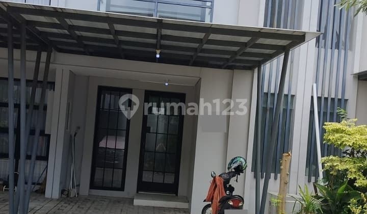 Jual Rumah Grand Pakuwon Cluster Gladstone Surabaya