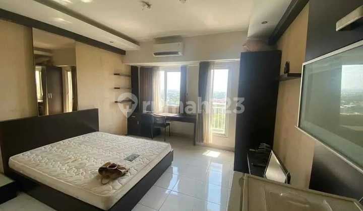 Apartemen Uc Tower Berkeley View Pool