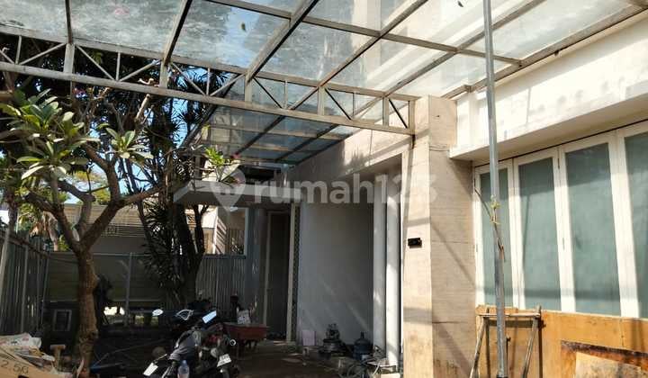 rumah mewah di pakuwon city dekat ITS, dekat galaxy mall