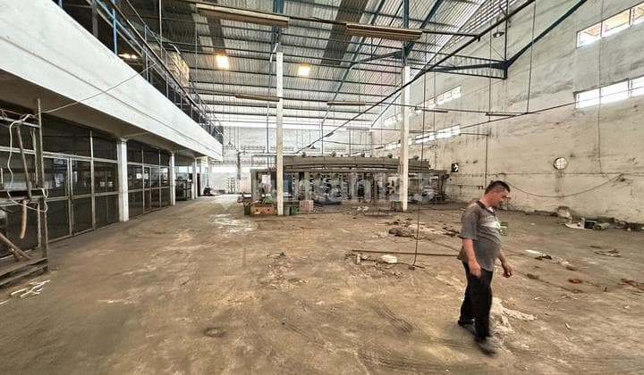 Kletek Sidoarjo Strategic Warehouse