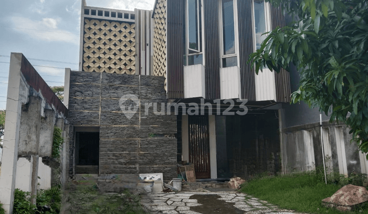 rumah di citraland woodland dekat pasar citraland, dekat TPR, dekat kedutaan Amerika Citraland