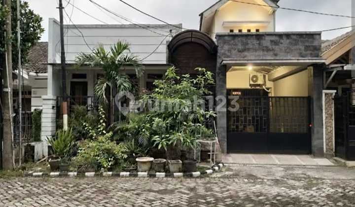Jual Rumah 2 Lantai Babatan Pilang Surabaya Barat