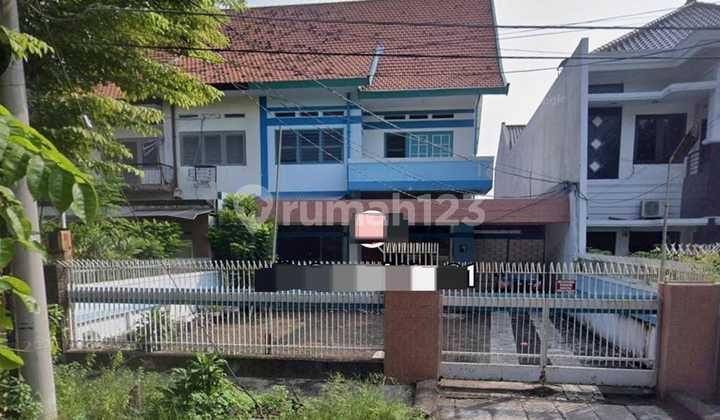 Jual Rumah Strategis Jl Comal Surabaya Pusat