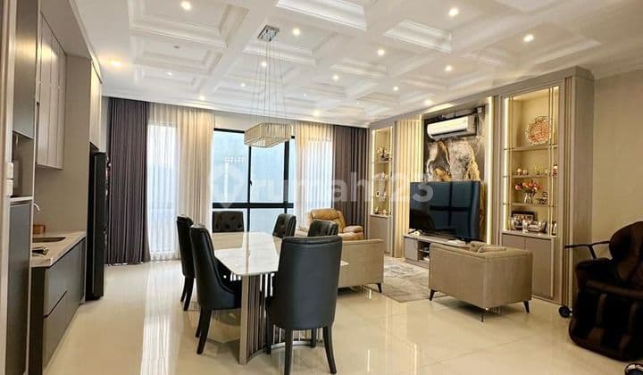 Beautiful House The Mansion Pakuwon Indah West Surabaya South-Facing Favorite Premium Cluster Facility Free Pool And Basketball Court