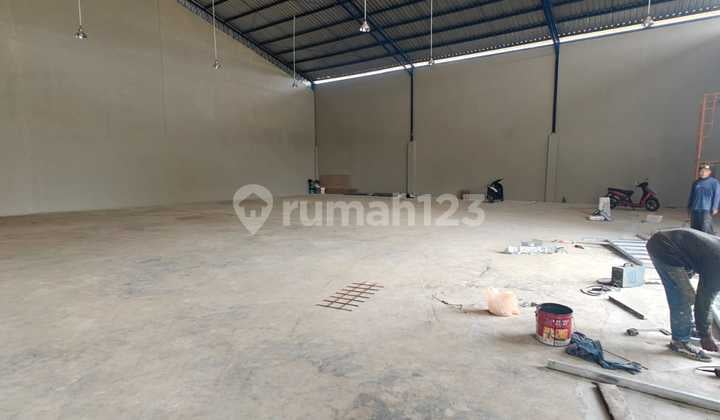 Disewakan Gudang Lokasi Strategis Di Semarang Barat