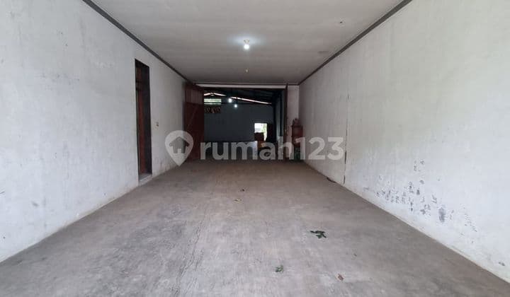 Gudang Bagus di Jalan Raya Cangkiran Boja
