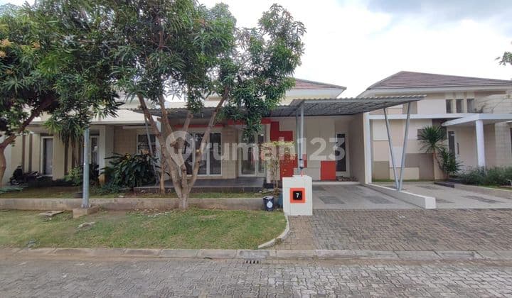 Rumah Bagus di Perumahan Graha Padma Cluster Rafflesia