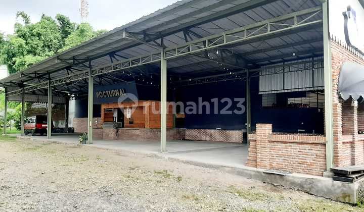 Disewakan Ruang Usaha Lokasi Strategis Semarang Barat