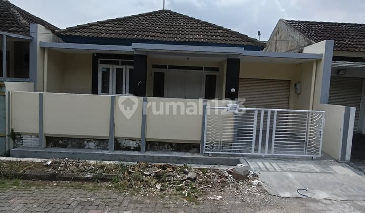 Disewakan Rumah Permata Cempaka Hasanuddin