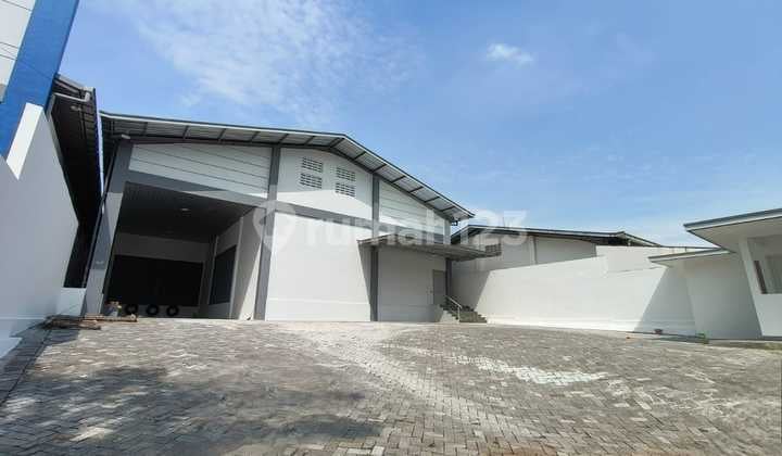 For Rent: New Warehouse in a Strategic Location in Gatsu.