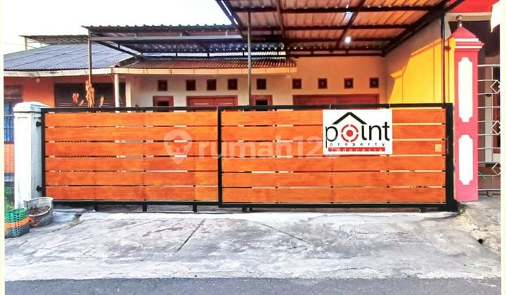 Nice House Near Muwardi Hospital, Jebres, Solo Nice House Near Muwardi Hospital, Jebres, Solo