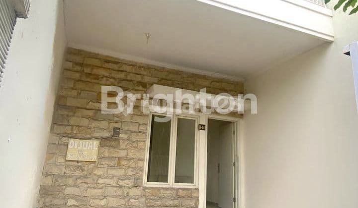 Murahhhh....jarang ada, baru renovasi, selangkah ke kampus UPN , area rungkut