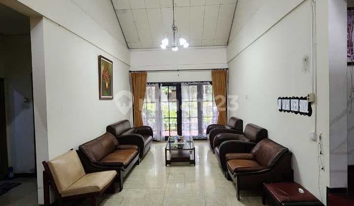 Situsari Buah Batu House