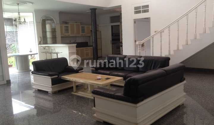 Nice 2-Story House Surya Setra