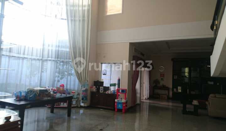 Rumah 2 Lantai Bagus di Cipaganti, Bandung