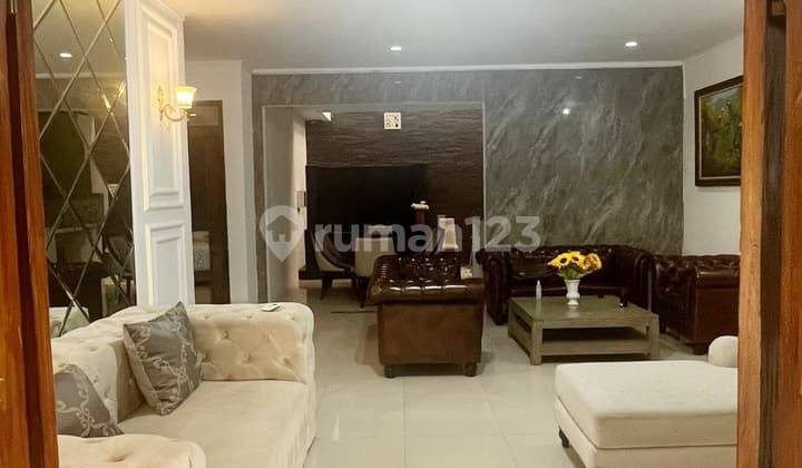 Rumah Bagus Besar Minimalis Kota Bali Residence