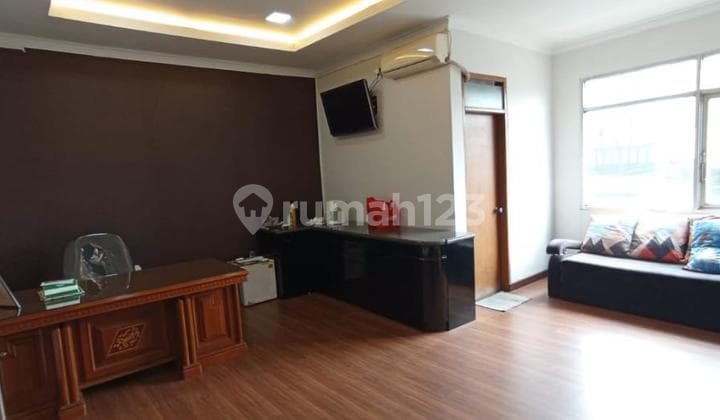 2 Unit Ruko 2,5 Lantai Holis, Bandung