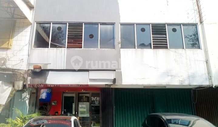 Ruko Gandeng Strategis & Komersial di Intercon, Kebon Jeruk Dibawah NJOP