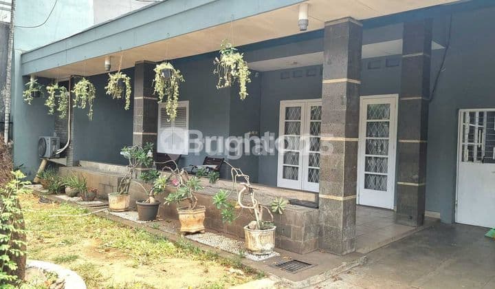 RUMAH PENJERNIHAN TANAH ABANG JAKARTA BARAT DIPINGGIR JALAN RAYA HITUNG TANAH