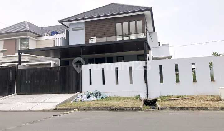 Rumah Mewah Huk Taman Villa Meruya Bangunan Full Furnish 2 Lantai