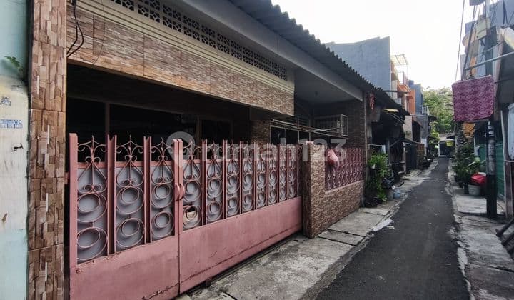 Rumah Tanjung Duren 2 Lantai Dalam Gang Dekat Pasar Kopro