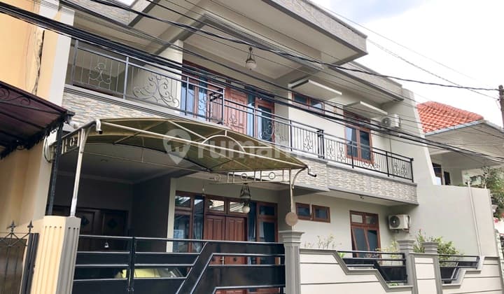 Rumah 2 Lantai Jaticempaka Pondok Gede, Jakarta Timur