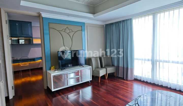 Full Furniture Apartemen View Golf View La Riz Mansion !!