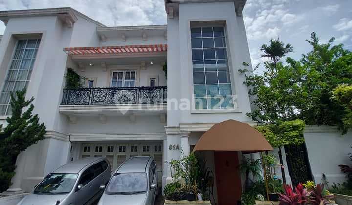 rumah di cipete (town house)selangkah ke MRT