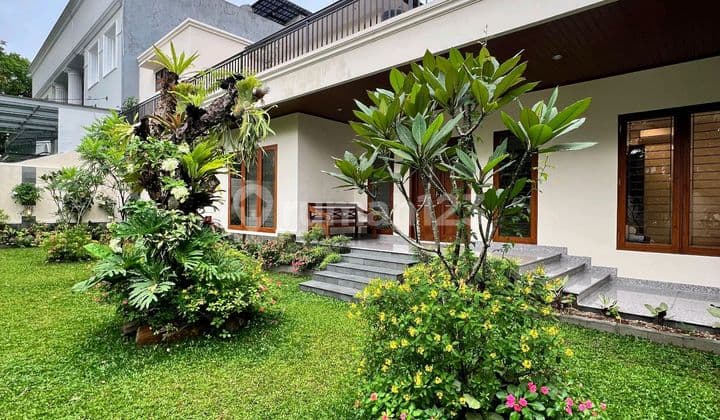 Rumah Lebak Bulus Jaksel Cantik Asri Siap Huni Dalam Komplek