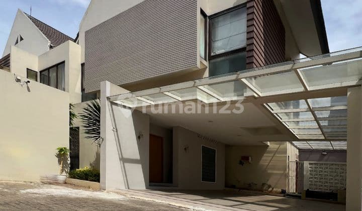 Rumah Minimalis Modern Fully Furnish Siap Huni