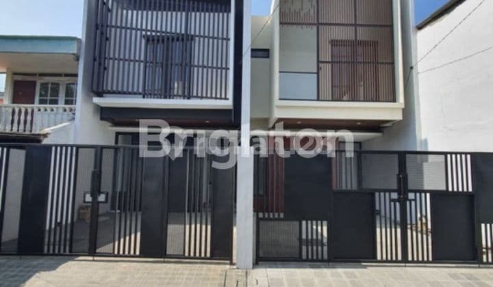 Rumah Baru 2 Lantai Lokasi Strategis Dekat Merr