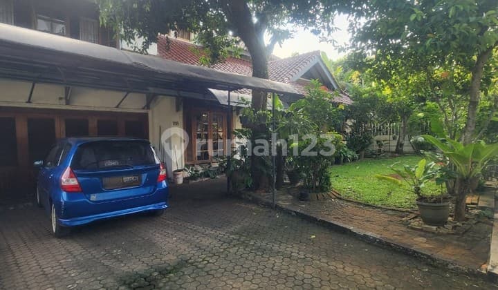 Rumah di Ciledug Luas Tanah 620 m2 - Lokasi Strategis Tangerang Selatan